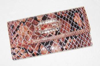 GUESS PURSE: Brand New Stunning Ladies GUESS Purse